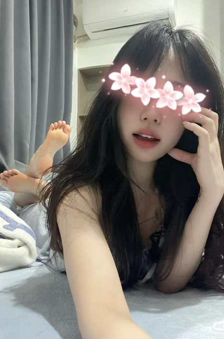 女孩31354.png